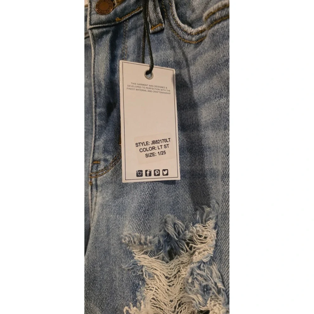 Judy Blue Mommin' Ain't Easy Boyfriend Jeans Womens 1/25 Relaxed Distressed‎ NWT - Picture 6 of 12